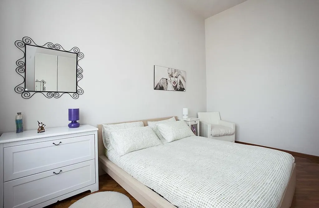 La Gare Apartment Florence Italy